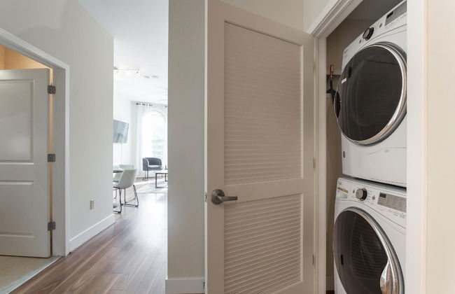 King Bed Walk Score 91 Near King ST Close to DCA - Foto 4