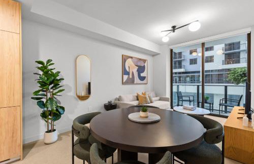 Sleek Downtown Apartment Rooftop Pool - Foto 7