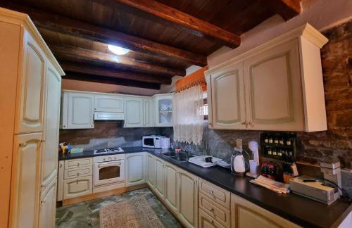 Αρχοντικό στο Διπόταμο - Foto 21