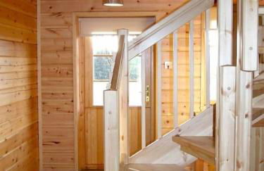 Red Squirrel log cabin with hot tub - Foto 6