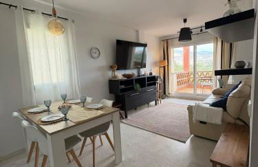 Hill View Benalmadena Appartment with fresh renovation - Foto 4