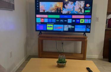 Stylish one bedroom apartment with full kitchen - Foto 8