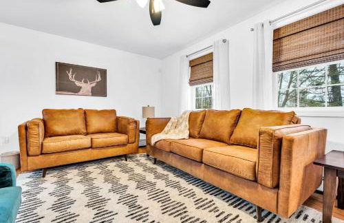 Thomas Trail - Game Room, Fire Pit, 1 min to Ski Mountain & Shared Beach! - Foto 15