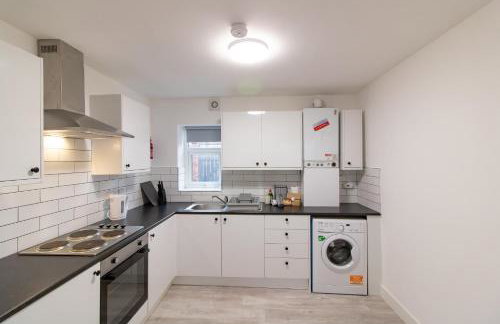 Comfortable 2BR Home 4 Beds Great for Small Groups - Foto 41