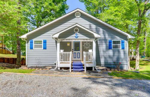 Lakefront Eatonton Getaway with Dock and Grill! - Foto 40