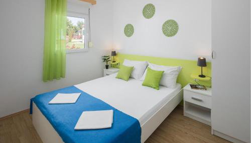 Awesome Home In Tinjan - Foto 5