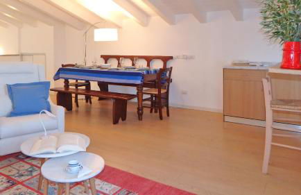 Minnie's Place - Photo 19