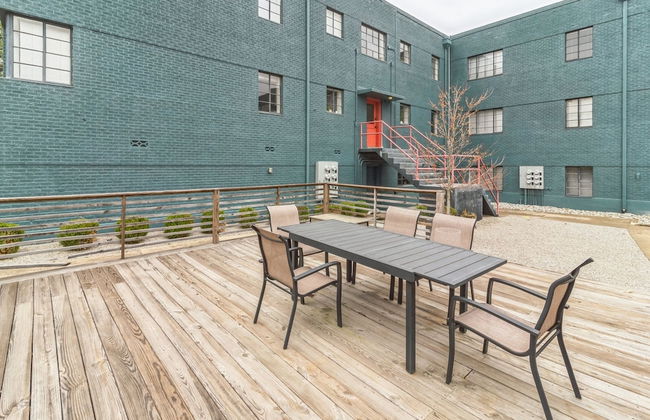 Vintage Elegance - Condo Steps Away From Casino - Foto 28