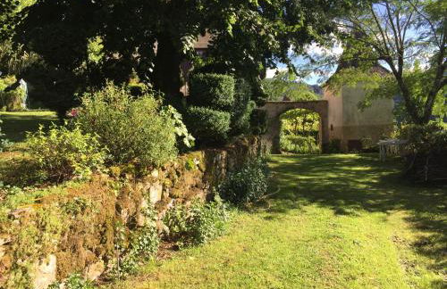Séjour à deux au Château d'Autoire, studio de charme, tonnelle, vue vallée et village - Foto 24