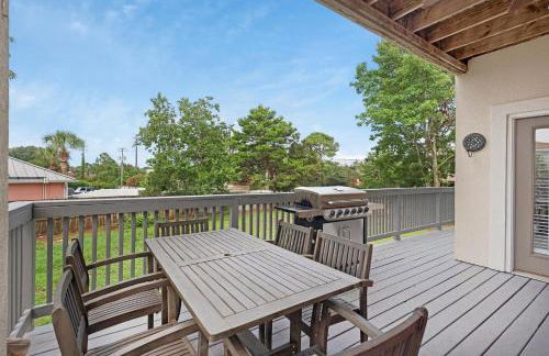 Enclave 202a 2 Bedroom Condo by RedAwning - Foto 76