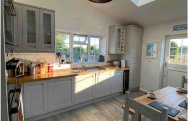 Near Woodbridge The Annexe Eyke Fantastic views with Dog secure Garden and Paddock - Foto 9