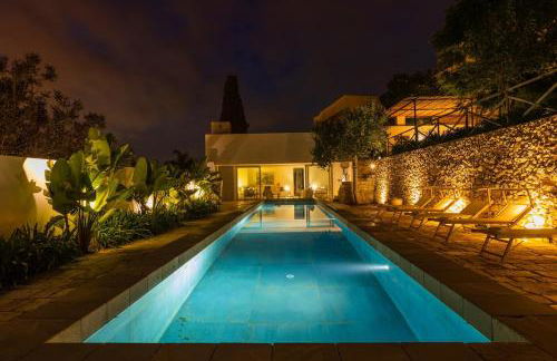 A masseria in the center of town with pool - Foto 22