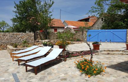 Family friendly house with a swimming pool Puljane, Krka - 11688 - Foto 8