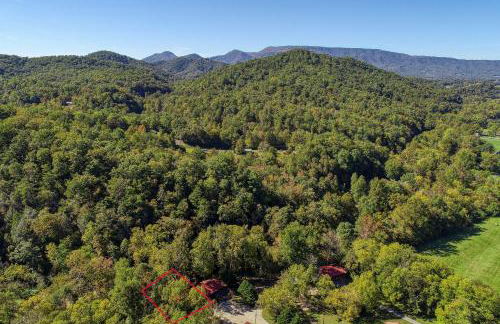 Wandering Creek - 2 Bedrooms, 1 Baths, Sleeps 6 Cabin by RedAwning - Photo 58