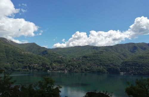 Between mountains and lake - Foto 42