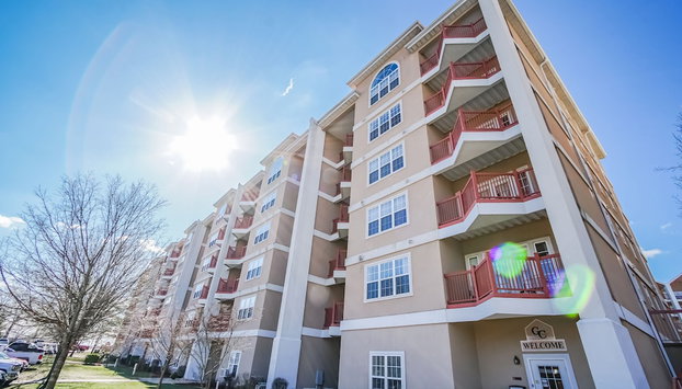 Grand Crowne Resort - Foto 2, Entrada interior