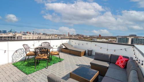 Luxury Townhome Skyline Views Mins To DT - Foto 4