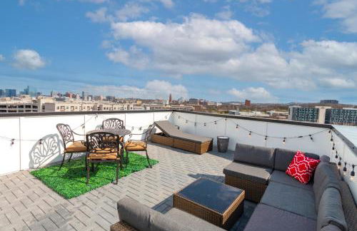 Luxury Townhome Skyline Views Mins To DT - Foto 4