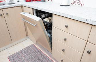 Niki Apartment, Exceptional 9,8, 500Mbps, Parking, Near OAKA, Kifisias Business Hub - Foto 12