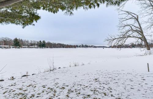 Rice Lake Escape with Private Dock 1 Mi to Main St - Foto 5