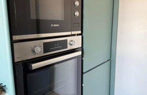 Grand appart lumineux - 6 pers, wifi, parking, check-in facile, proche commodités & métro 5min - Foto 8