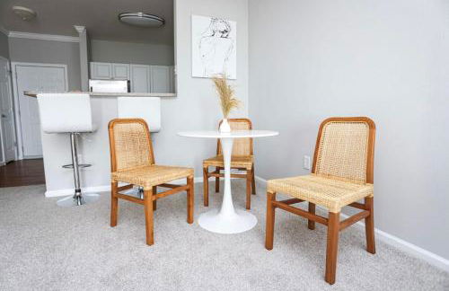 Comfortable Apartment with Pool Gym & other Amenities #3304 - Foto 7