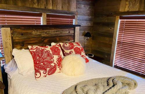 8th St. Cowboy Haus I Biker Friendly I River - Foto 2