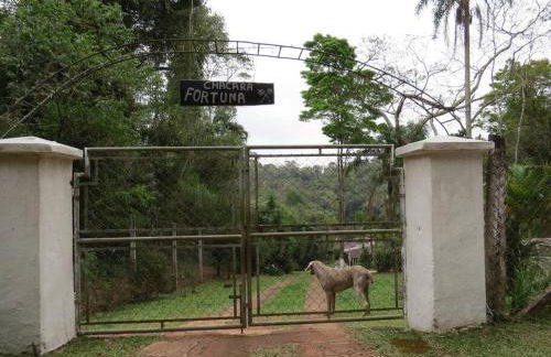 Linda chácara em Ibiuna com lago e piscina - Foto 7