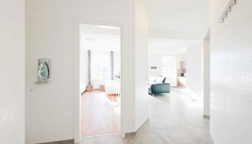 Tolstov Apartments - 3 , 4 and 5 Room Apartments - 20 Min zur Messe DUS - Foto 2