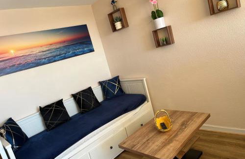 2 bedroom apartment, sleeps 4 - Photo 4