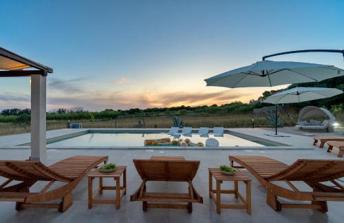 Villa Slatina near Zrce beach - Photo 22