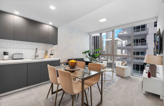 Amazing Apartments with city Views - Photo 24