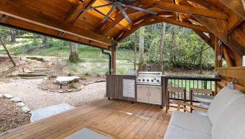 Airstream w Bathtub, River, & Hot Tub - Foto 4