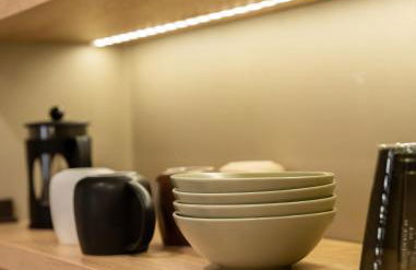 Rustic Boutique Apartment with Live Olive Tree & Private Parking - Photo 23