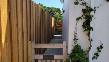 Modern cosy apartment walking distance to many cove beaches and coast path walks as well as the famous Helford river - Foto 5