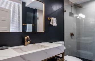 The Capone House-Historic Bayfront Home w/hot tub - Foto 13