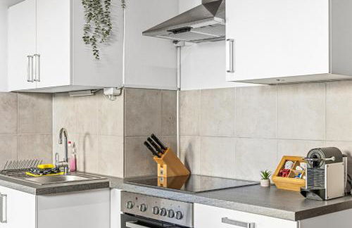 Goltan Apartment - Küche - WLAN - Parkplatz - Foto 17