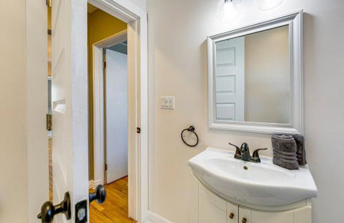 Clawson Home with Garage Walk to Stores and Dining - Photo 14