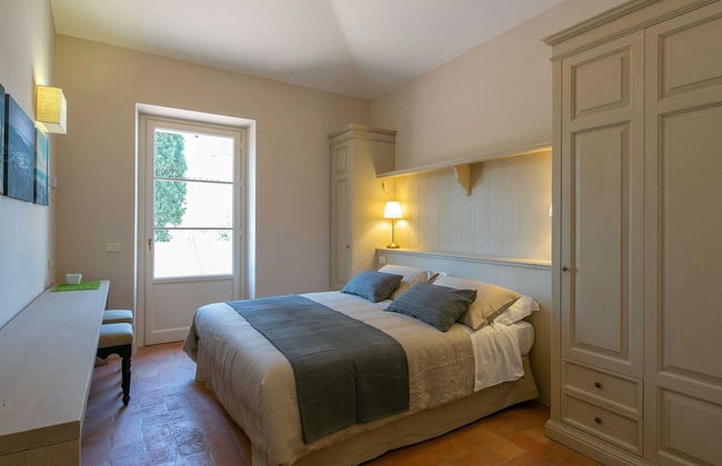 Plush Holiday Home in Cortona with Hot Tub - Foto 1