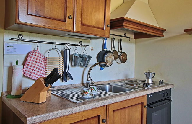 Cottage in Urbania With Pool & Terrace - Foto 7