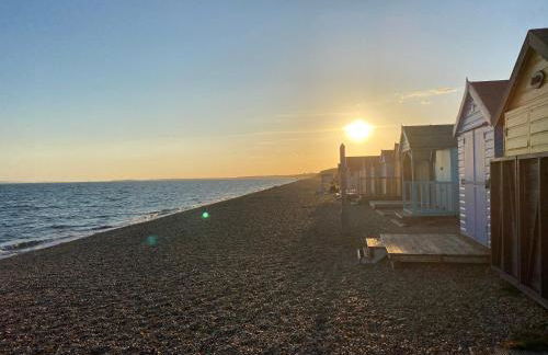 Holly Tree Cottage - 3 bedrooms and large garden with optional glamping double outside - Foto 62