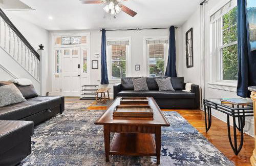 Main Line Manor 3BR with King Beds & Patio & Backyard - Foto 6