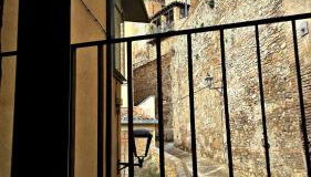 Explore Tarazona from This Central & Peaceful Flat - Photo 3