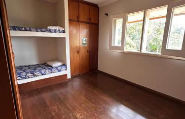 Maravilhosa Casa da Floresta - Foto 19