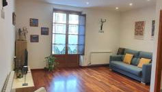 EL MUSSOL DE LA VILA Camprodon, balconets amb vistes a la plaça - Photo 2