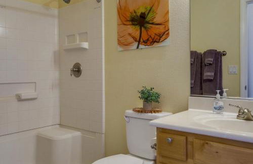 Mesquite Condo with Community Pool and Hot Tub! - Photo 32