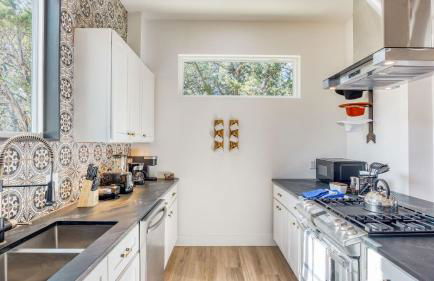 Pool, Hot Tub, Game Room, Fire Pit Luxe & Private 4bdr Maverick by Avantstay - Foto 33