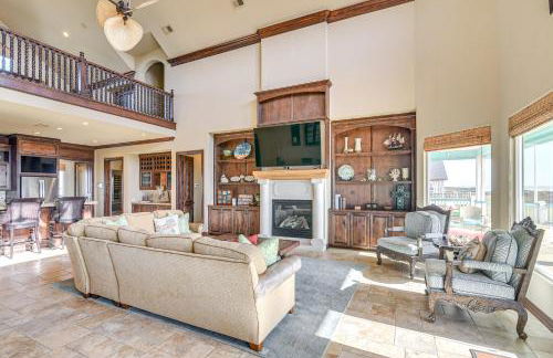 Beachfront Group Getaway on Bolivar Peninsula - Foto 5