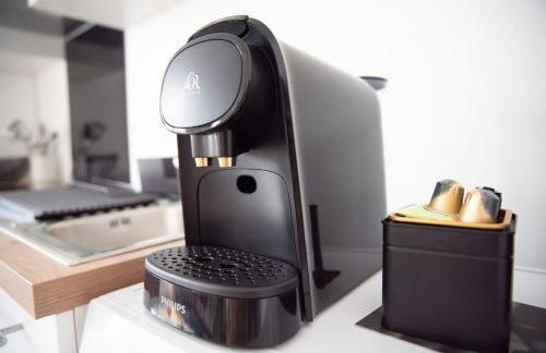 Suite POP 92 proche gare, stade de France, Parking - Foto 9