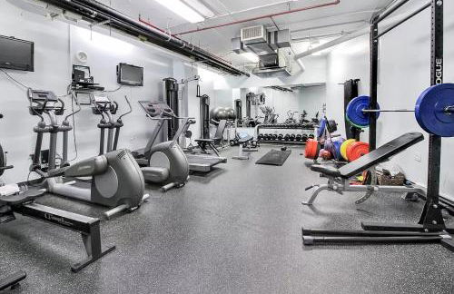 Doorman! High Floor! Views! Elevator! Free Gym! - Foto 13